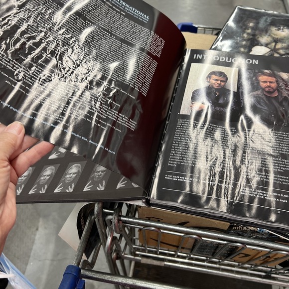 H.R. GIGER'S FILM DESIGN Hardcover Book - Ridley Scott - Alien - Necronomicon I - Picture 4 of 14